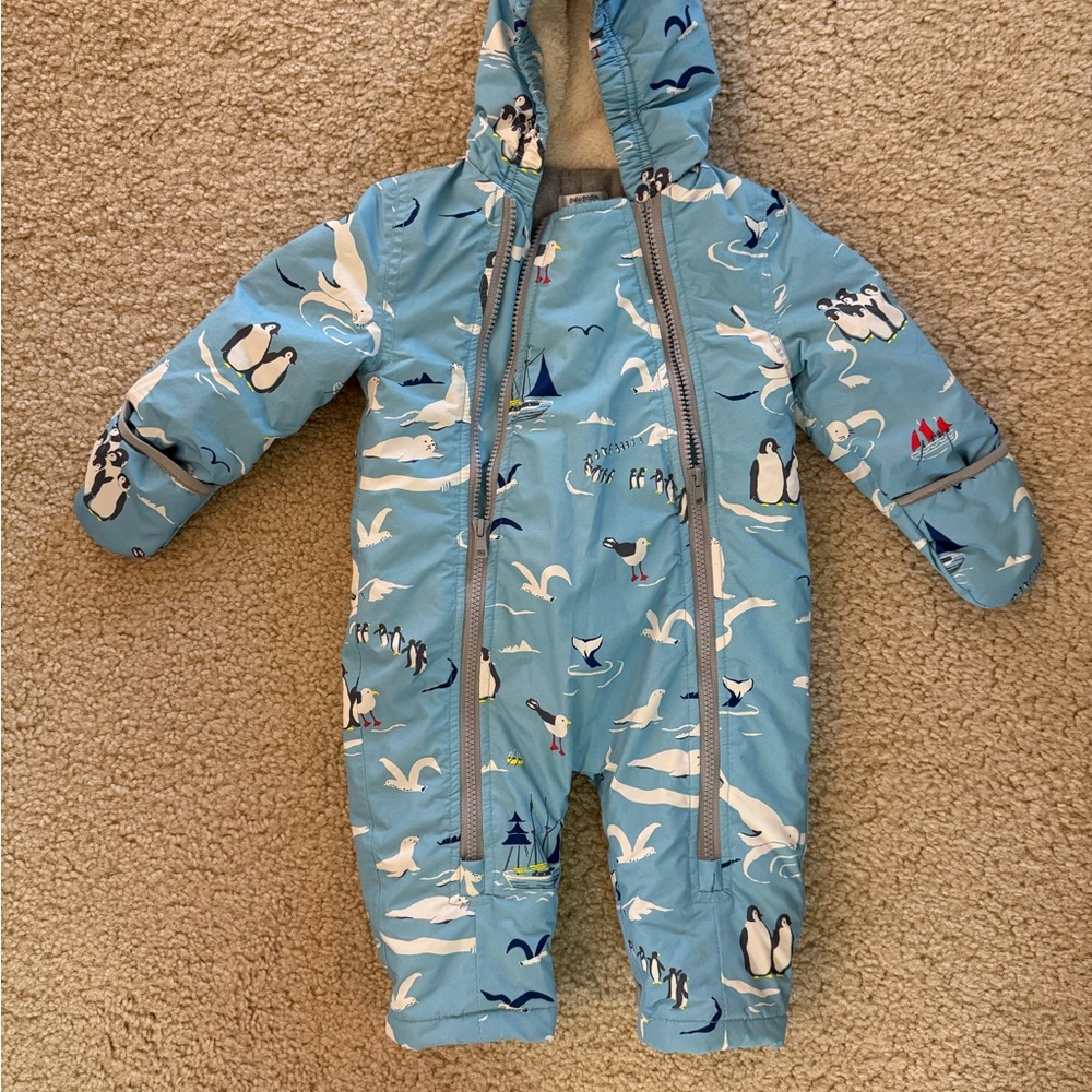 Baby Boden Blue Penguin Print Footie